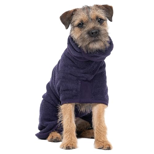 Ruff and Tumble Hunde-Trocknungsmantel, schnelltrocknender Handtuchmantel und Bademantel mit Kapuze, Größe XXXS, Brombeere Ruff and Tumble Hunde-Trocknungsmantel, schnelltrocknender Handtuchmantel und Bademantel mit Kapuze, Größe XXXS, Brombeere von Ruff and Tumble