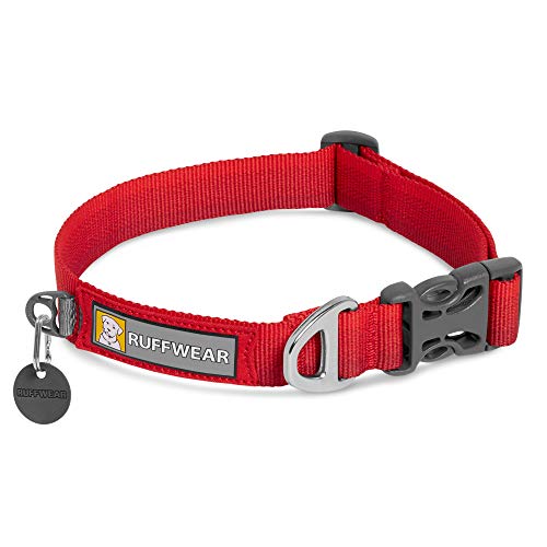 RUFFWEAR Front Range Hundehalsband, Robustes Tubelok-Gewebe, Aluminium-Leinenbefestigung & Schnalle, Helles, Stilvolles & Langlebiges Halsband für den Alltag, Red Sumac (Größe L, 51-66cm) von RUFFWEAR