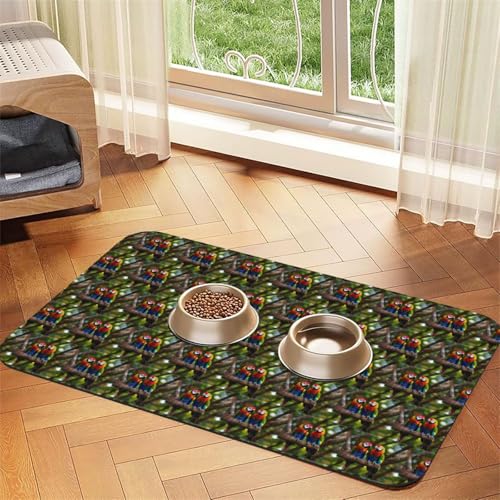 Bunte Papageien auf Baum Druck Futtermatte für Hunde Katzen Haustier saugfähige Ledertischdecke 60 x 40 cm Katze Hund von SDEGTHO