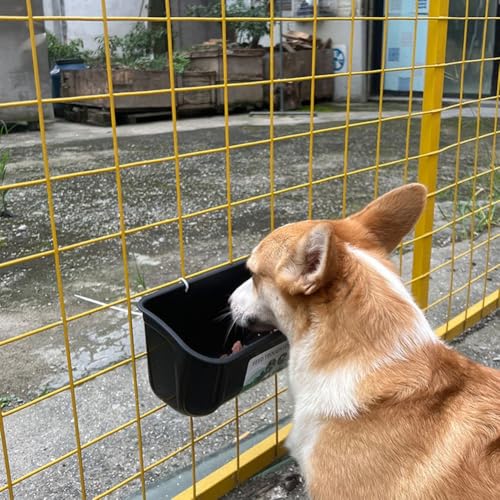 Tierfreundlicher hängender Zaun-Futterspender für bis zu 4 5 Quarts mit sicheren Clips, ideal für Ziegen und Enten (2 Stück) (schwarz) von SPORTARC