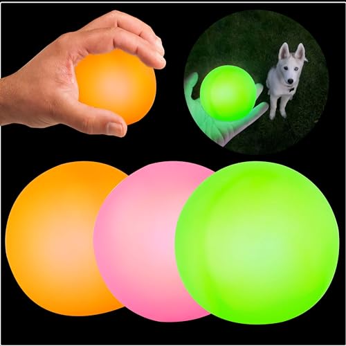 Set mit 3 LED-Spielbällen für Hunde, buntes Leuchten für Haustierunterhaltung, drinnen und draußen, perfekt für Welpen, Größe 6,5 cm von SRV Hub
