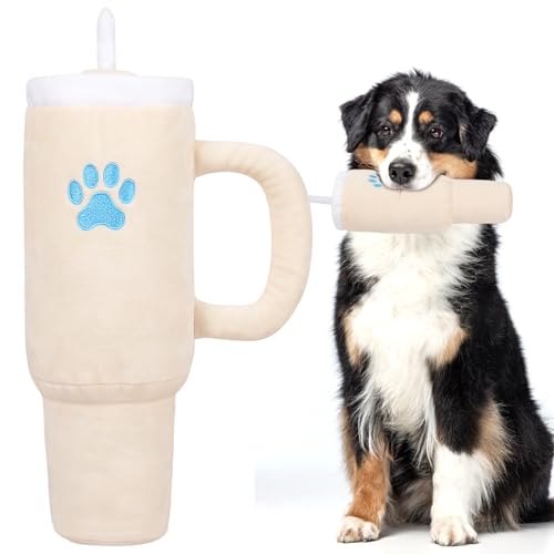 SZEE Isolierter Becher Hundespielzeug, lustiges Quietschspielzeug für Kauer, interaktives niedliches Plüsch- und Stoffbecher für mittelgroße und kleine Hunde, perfekt für Haustiergeburtstagsgeschenke SZEE Isolierter Becher Hundespielzeug, lustiges Quietschspielzeug für Kauer, interaktives niedliches Plüsch- und Stoffbecher für mittelgroße und kleine Hunde, perfekt für Haustiergeburtstagsgeschenke von SZEE