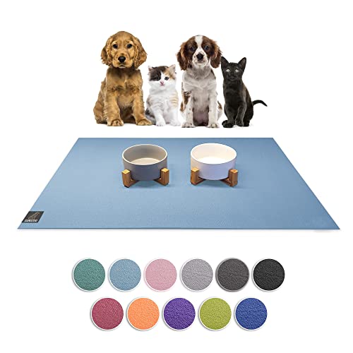 SanoZoo® Napfunterlage - Öko-TEX - Made in Germany - rutschfeste Futtermatte für Hunde & Katzen Set 30x40+40x60cm Hellblau, wasserfest von SanoZoo