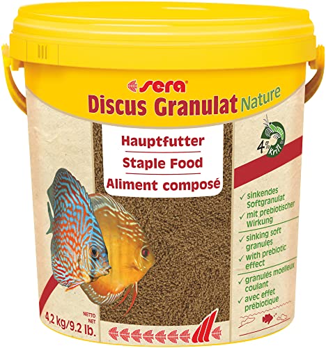 sera Discus Granulat Nature 10 L (4,2 kg) - Hauptfutter für alle Diskusfische, Futter für Diskus von sera