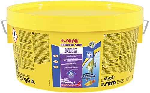 sera mineral salt 2,3 kg Wasseraufbereiter fürs Aquarium, Mineralien im Komplettpaket, stärkt das Immunsystem, für makellose Schuppen & ein starkes Skelett (hilft bei Lochkrankheit) von sera