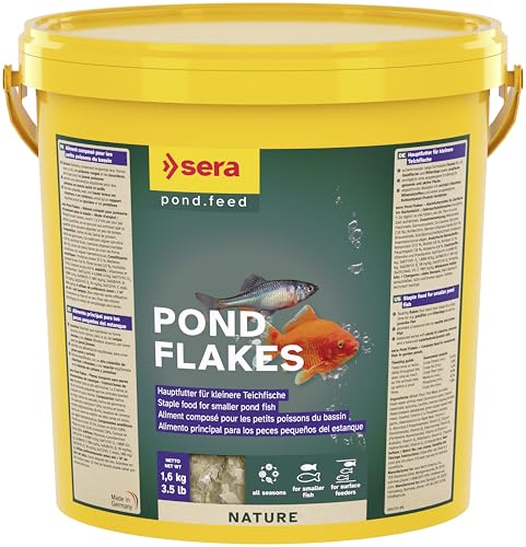 sera Pond Flakes 10 L (1,6kg) | Hauptfutter für Teichfische | ohne Farb- & Konservierungsstoffe | fördert Gesundheit & Wachstum | für Goldfische, Bitterlinge & Jungfische | für sauberes Teichwasser sera Pond Flakes 10 L (1,6kg) | Hauptfutter für Teichfische | ohne Farb- & Konservierungsstoffe | fördert Gesundheit & Wachstum | für Goldfische, Bitterlinge & Jungfische | für sauberes Teichwasser von sera