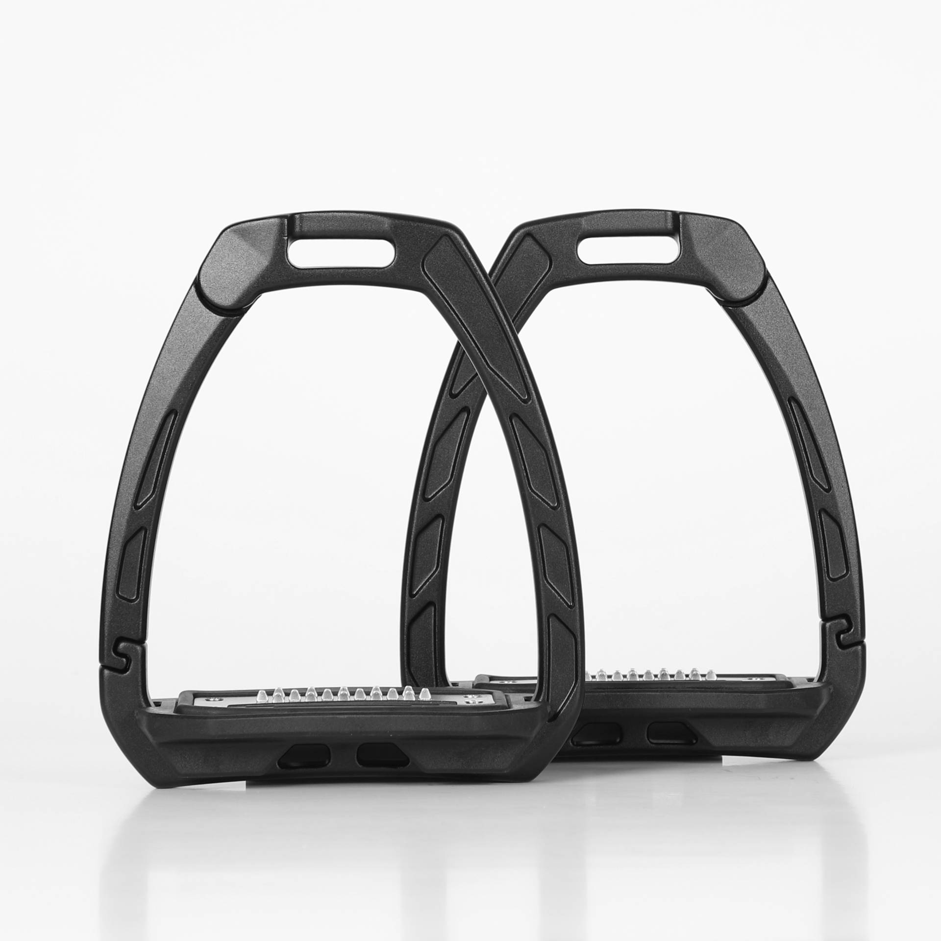Shires Karben Ultra Grip Steigbügel Schwarz, Gr. Erwachsene Shires Karben Ultra Grip Steigbügel Schwarz, Gr. Erwachsene von Shires