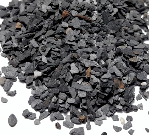 Natürlicher schwarzer Schiefer (dunkelgrau) – weniger als 0,3 cm Kies (grober Sand) für Miniatur- oder Feengarten, Aquarium, Modelleisenbahn und Wargaming (0,5 kg) von Small World Slate & Stone