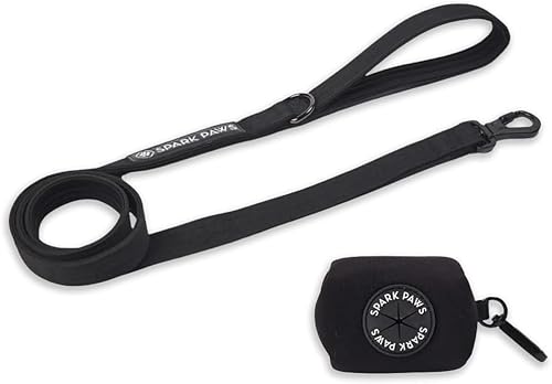 Spark Paws Premium Dog Leash & Poop Bag Set - Heavy-Duty Alloy Hook for Strong Pulling Breeds - Comfortable, Durable & Secure - Black von Spark Paws