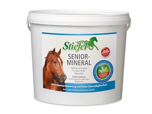 Stiefel Senior-Mineral | 3 kg | Ergänzungsfuttermittel für ältere Pferde | Hochwertige Versorgung mit Mineralstoffen, Spurenelementen und Vitaminen | Mit Wiesenkräutern & Fenchel von Stiefel