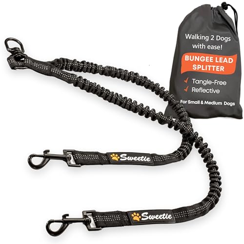 Sweetie Hundeleinen-Splitter – Doppelter stoßdämpfender Bungee-Doppel-Leinenkupplung – perfekte Leinen für Spaziergänge mit 2 kleinen bis mittleren Hunden an Einer Leine – kein Verheddern, um 360° Sweetie Hundeleinen-Splitter – Doppelter stoßdämpfender Bungee-Doppel-Leinenkupplung – perfekte Leinen für Spaziergänge mit 2 kleinen bis mittleren Hunden an Einer Leine – kein Verheddern, um 360° von Sweetie