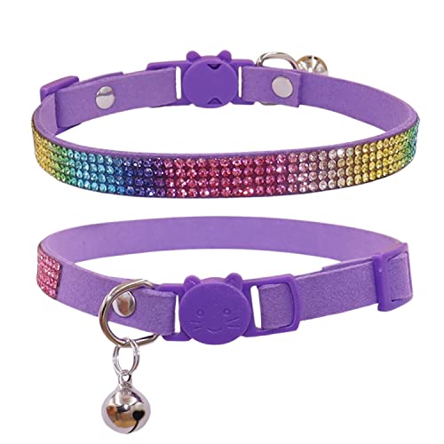 THAIN Katzenhalsband, glitzernd, Regenbogen-Strasssteine, mit Glöckchen, weicher Samt, Schnellverschluss, Violett von THAIN