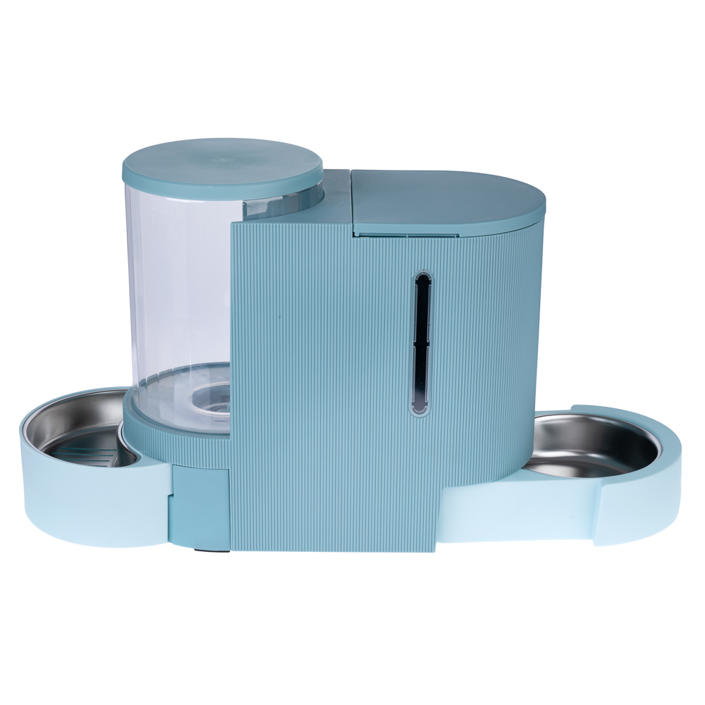 TIAKI Futter- und Wasserspender, hellblau - bis 2,65 kg Trockenfutter & 6 l Wasser TIAKI Futter- und Wasserspender, hellblau - bis 2,65 kg Trockenfutter & 6 l Wasser von TIAKI