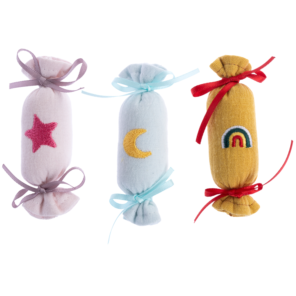 TIAKI Junior Katzenspielzeug-Set Bonbons mit Katzenminze - 3er-Pack TIAKI Junior Katzenspielzeug-Set Bonbons mit Katzenminze - 3er-Pack von TIAKI