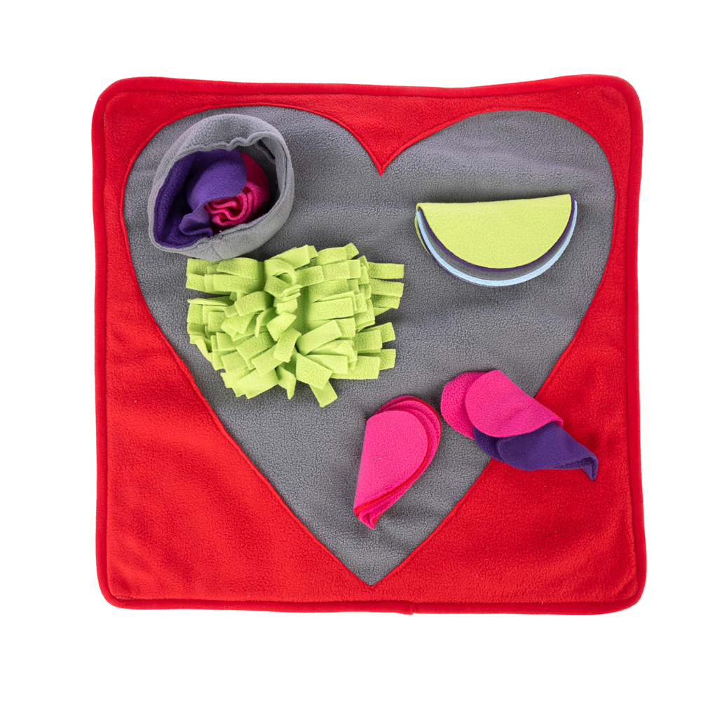 TIAKI Schnüffelteppich Herz - L 50 x B 50 cm TIAKI Schnüffelteppich Herz - L 50 x B 50 cm von TIAKI