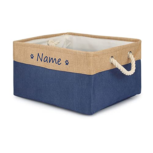 TONYFY Personalisierte Hundespielzeug-Aufbewahrungsbox, Zusammenklappbarer Aufbewahrungskorb mit individuellem Tiernamen, Zum Aufbewahren von Hunde Katzen zubehör, Haustierbedarf (Pfote-Dunkelblau) TONYFY Personalisierte Hundespielzeug-Aufbewahrungsbox, Zusammenklappbarer Aufbewahrungskorb mit individuellem Tiernamen, Zum Aufbewahren von Hunde Katzen zubehör, Haustierbedarf (Pfote-Dunkelblau) von TONYFY