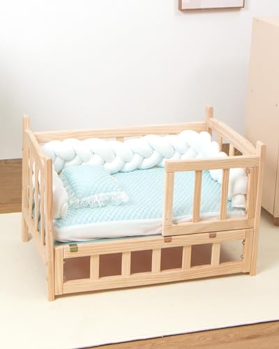 Hundebett Erhöhter Zwingerbett mit Massivem Holzgeländer und Brett, Anti-Rutsch Innenhundehaus Wasserdicht und Leicht Sauber, Kleines/ Mittel-/ Großer Hunderuhe Kinderbett ( Color : 2-with Bedding , S von TUJOBA