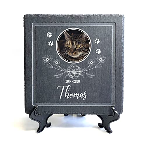 TULLUN Individueller Personalisiert Tiergrabstein Schiefer Gedenkstein für Hund, Katze und andere Haustiere - Größe 20 x 20 cm - Blumen von TULLUN