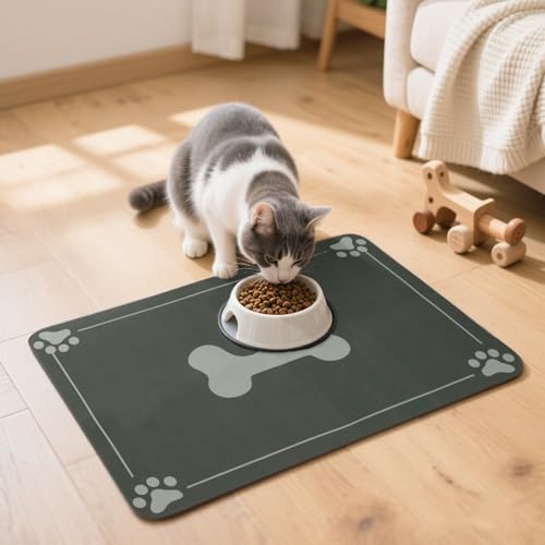 TYBYBB Napfunterlage Hund Saugfähig Katzen Hundenapf Unterlage 50 x 30 cm Futternapf Unterlage für Haustierfutter Futtermatte Katzen Futterunterlage Hund rutschfest (Grau) von TYBYBB