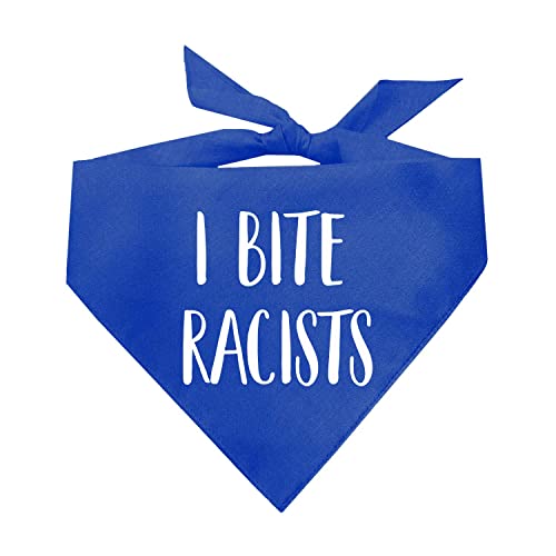 Hundehalstuch, bedruckt mit Aufschrift "I Bite Racists" (verschiedene Farben) von Tees & Tails