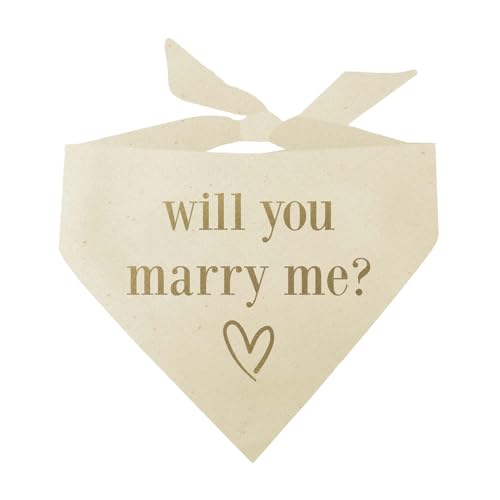 Hundehalstuch "Will You Marry Me?", 100 % ungebleichte Baumwolle, dreieckig, hergestellt in den USA, Hochzeitsfoto-Requisite, Brautparty, Verlobungsankündigung, Natur, Einheitsgröße (614) von Tees & Tails
