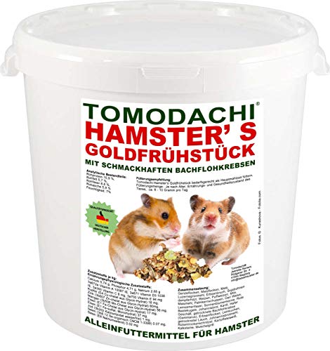 Tomodachi Hamsterfutter mit tierischem Eiweiß, Alleinfuttermittel für Hamster mit Bachflohkrebsen (Gammarus), leckerem Gemüse, Körnern und Saaten, Hamster's Goldfrühstück 1kg Eimer von Tomodachi