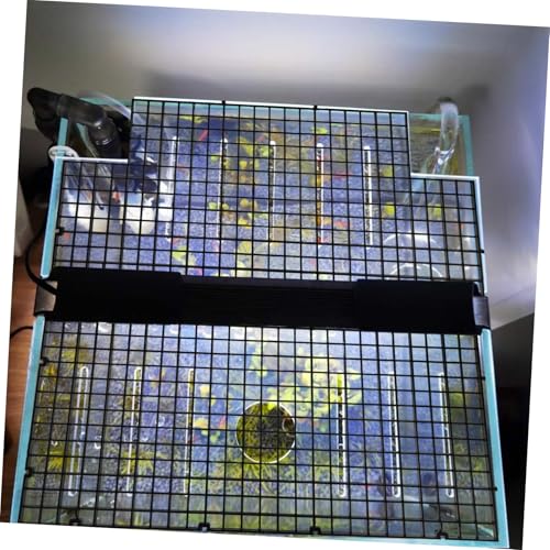 Toyvian Aquarium Trennwand Set Teilig aus Lebensmittelechtem Kunststoff Fischbecken Boden Isolationsgitter mit Saugnäpfen Einfache für Fischtrennung und Filteraufbau Zufällige Farbe von Toyvian