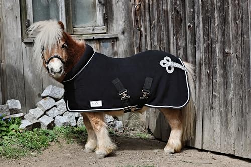 Zaraa Abschwitzdecke Paradedecke mit Kragen Anti Pilling Fleece Schwarz Silber- oder Goldfarben, Rosegold Minishetty Shetty Welsh Pony 70 80 90 100 110 (Schwarz/Silberfarben, 70) von Tysons Breeches