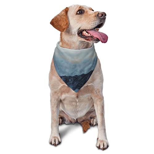 Hill Station Bedrucktes Dreieck Bandana Verstellbarer Haustier Schal Waschbares Halstuch für kleine, mittelgroße und große Hunde Katzen von UNIOND