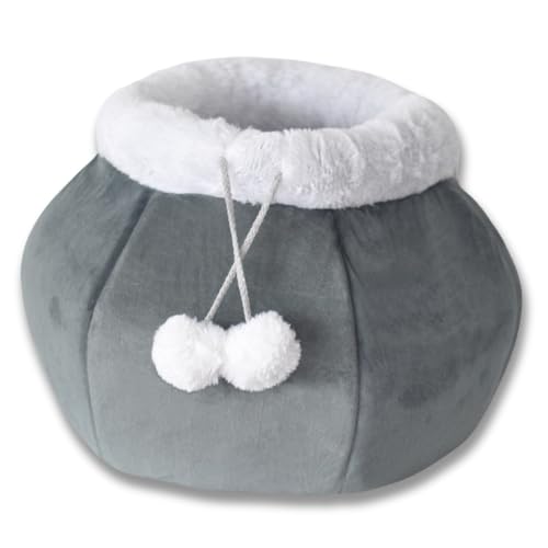Katzenhöhle und Katzenbett 2 in 1 –grau– kann als Katzenhöhle oder auch als Katzenbett/-körbchen verwendet Werden – mit Antirutsch Boden für einen sicheren Stand und Flauschigen Bällchen zum Spielen Katzenhöhle und Katzenbett 2 in 1 –grau– kann als Katzenhöhle oder auch als Katzenbett/-körbchen verwendet Werden – mit Antirutsch Boden für einen sicheren Stand und Flauschigen Bällchen zum Spielen von VERACOM