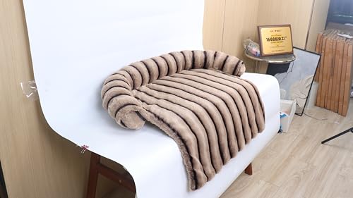WATANIYA PET Großes Hunde-Couchbett, flauschiges Hundesofa, 104 x 94 cm, Braun WATANIYA PET Großes Hunde-Couchbett, flauschiges Hundesofa, 104 x 94 cm, Braun von WATANIYA PET