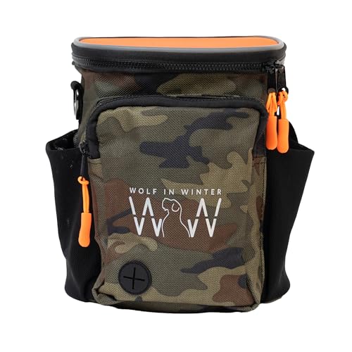 WOLF IN WINTER Quickdraw XL Hundeleckerlibeutel - Mehrzweck-Trainingstasche mit Kotbeutelspender, Handytasche, Wasserflaschenhaltern und 3-Wege-Gurt - langlebig und reflektierend (Orange/Camo) von WOLF IN WINTER