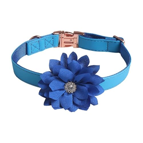 Hundehalsband Verstellbare, für Welpen und Katze,Hals ca.35cm,45cm,55cm.Atmungsaktives, strapazierfähiges Hundehalsband aus PU Leder.Sommerblume Hunde Halsband mit Strasssteinen,Blau 2.5x55cm von Wambere