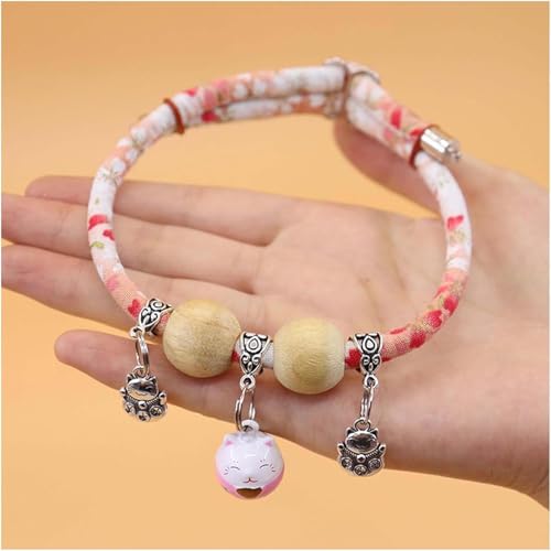 Lucky Kimono Zedernperlenhalsband, personalisiertes Hundehalsband für Hunde und Katzen, mit Glücksanzug, Glockendruck-Halsband für Katzen und Hunde, bequem verstellbar, für Katzen und Hunde Lucky Kimono Zedernperlenhalsband, personalisiertes Hundehalsband für Hunde und Katzen, mit Glücksanzug, Glockendruck-Halsband für Katzen und Hunde, bequem verstellbar, für Katzen und Hunde von Wbietu