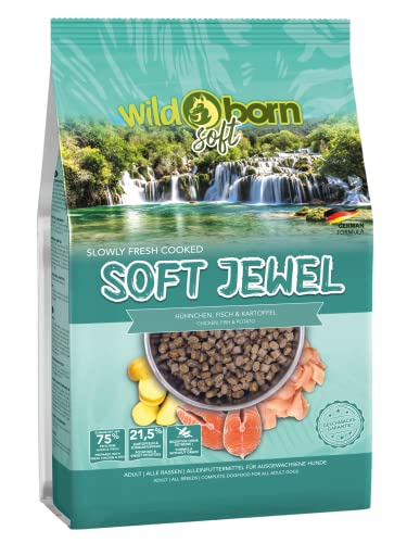 Wildborn SOFT JEWEL 4 kg getreidefreies Hundefutter mit 75% frischem Huhn & Fisch | extra soft Hundefutter mit hohem Fleischanteil | getreidefreie Rezeptur aus Deutschland | Halbfeuchtes Trockenfutter von Wildborn