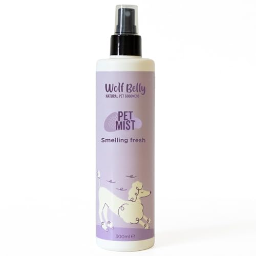 Wolf Belly – Spray und Parfüm für Hunde und Katzen (300 ml) spendet Feuchtigkeit, erfrischt und parfümiert | Weiches Fell ohne Ausspülen | Mit Aloe Vera und Panthenol von Wolf Belly Natural Pet Goodness