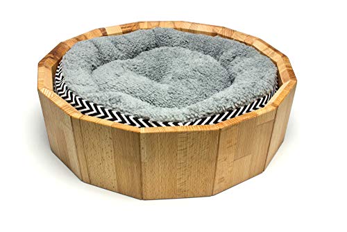 WoodBi Katzenbett Hundebett rund Holz Massivholz, Durchmesser 38cm, komplett mit Hundekissen WoodBi Katzenbett Hundebett rund Holz Massivholz, Durchmesser 38cm, komplett mit Hundekissen von WoodBi