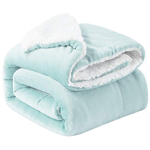 XDKS Fleecedecke, warm, flauschig, wendbar, Mikrofaser, solide Decken für Bett und Couch (150 cm x 200 cm, hellblau) von XDKS