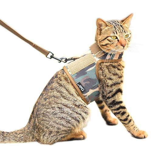 Taktisches Katzengeschirr und Leine zum Spazierengehen, ausbruchsicher, atmungsaktives Netzgewebe, Dschungel-Camo, klein, verstellbar, gepolstert, stilvolle Katzenweste von YIZHI MIAOW