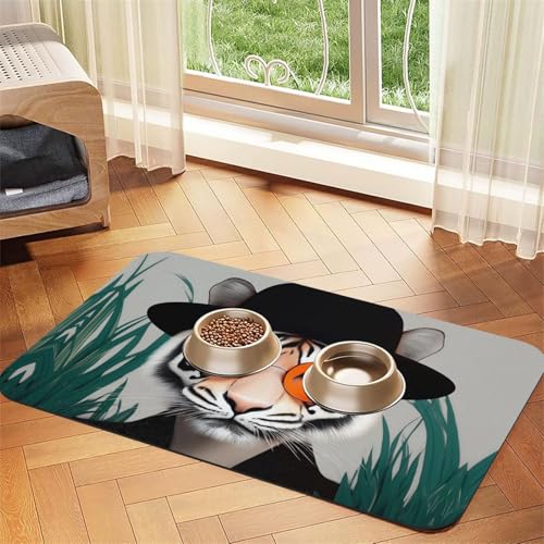 Tiger People Futtermatte für Hunde und Katzen, saugfähig, Leder, Tischdecke für Wassernapf, wasserdicht, keine Flecken, schnell trocknend, rutschfest, 60 x 40 cm Tiger People Futtermatte für Hunde und Katzen, saugfähig, Leder, Tischdecke für Wassernapf, wasserdicht, keine Flecken, schnell trocknend, rutschfest, 60 x 40 cm von YVNKHKU