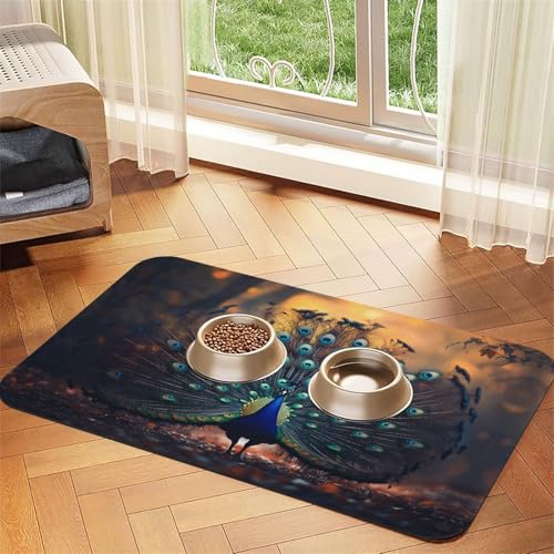 Wunderschöne und elegante Pfauen-Futtermatte für Hunde und Katzen, saugfähig, Leder, Tischdecke für Wassernapf, wasserdicht, keine Flecken, schnell trocknend, rutschfest, 60 x 40 cm Wunderschöne und elegante Pfauen-Futtermatte für Hunde und Katzen, saugfähig, Leder, Tischdecke für Wassernapf, wasserdicht, keine Flecken, schnell trocknend, rutschfest, 60 x 40 cm von YVNKHKU