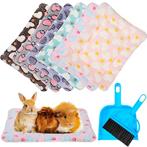 6 Stück Meerschweinchen-Bett Plüsch-Hamstermatte Hasenbett Kleintiere Schlafunterlage mit Reinigungs-Kehrschaufel Bürste für Chinchilla-Eichhörnchen, Igel, Kleintiere (lebendige Farbe, Herz) von Yulejo
