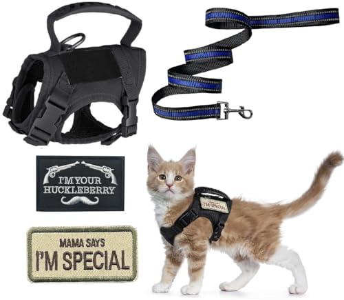 ZHHSUNY Verstellbares taktisches Geschirr für Katzen mit gestickten Aufnähern Emblemen, gepolsterter Gummigriff aus weichem Netzstoff, reflektierendes Zugseil, geeignet zum Gehen, auslaufsicher von ZHHSUNY