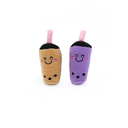 ZippyClaws NomNomz® – Milchtee und Taro Hundespielzeug | Lustiges Kautest- und Zerrspielzeug | Mit Quietscher für mehr Spaß | Perfekt für kleine bis mittelgroße Hunde ZippyClaws NomNomz® – Milchtee und Taro Hundespielzeug | Lustiges Kautest- und Zerrspielzeug | Mit Quietscher für mehr Spaß | Perfekt für kleine bis mittelgroße Hunde von ZippyPaws