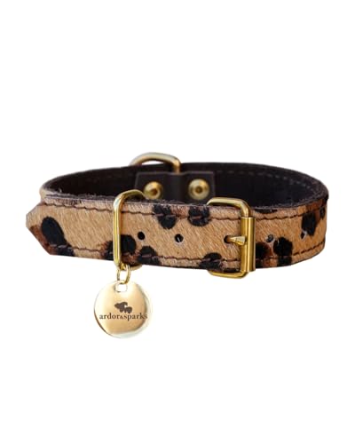 Hundehalsband mit Leopardenmuster in edlem Fell Look mit goldenen Beschlägen (S (25-31cm)) von ardor & sparks