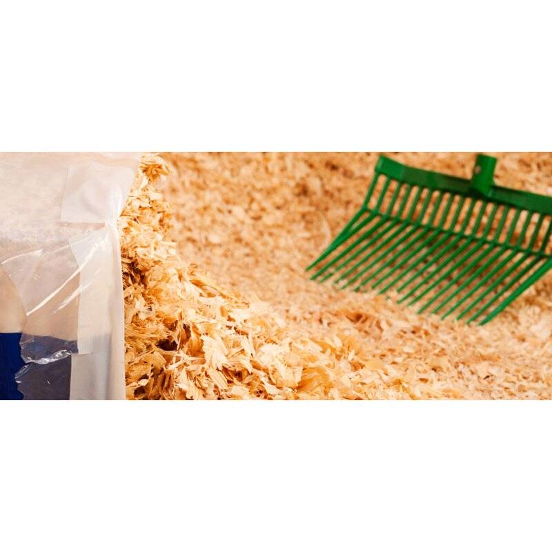 3 Euro Paletten Hobelspäne 63x20kg = 1260kg (13,40 EUR/Beutel)