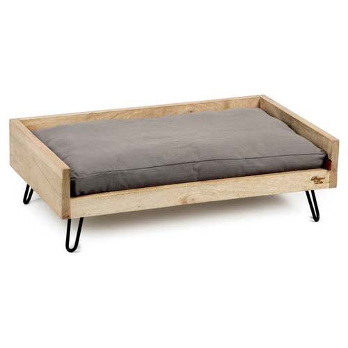 Designed by Lotte Holzbett Turana braun, Maße: 100 x 70 x 18 cm