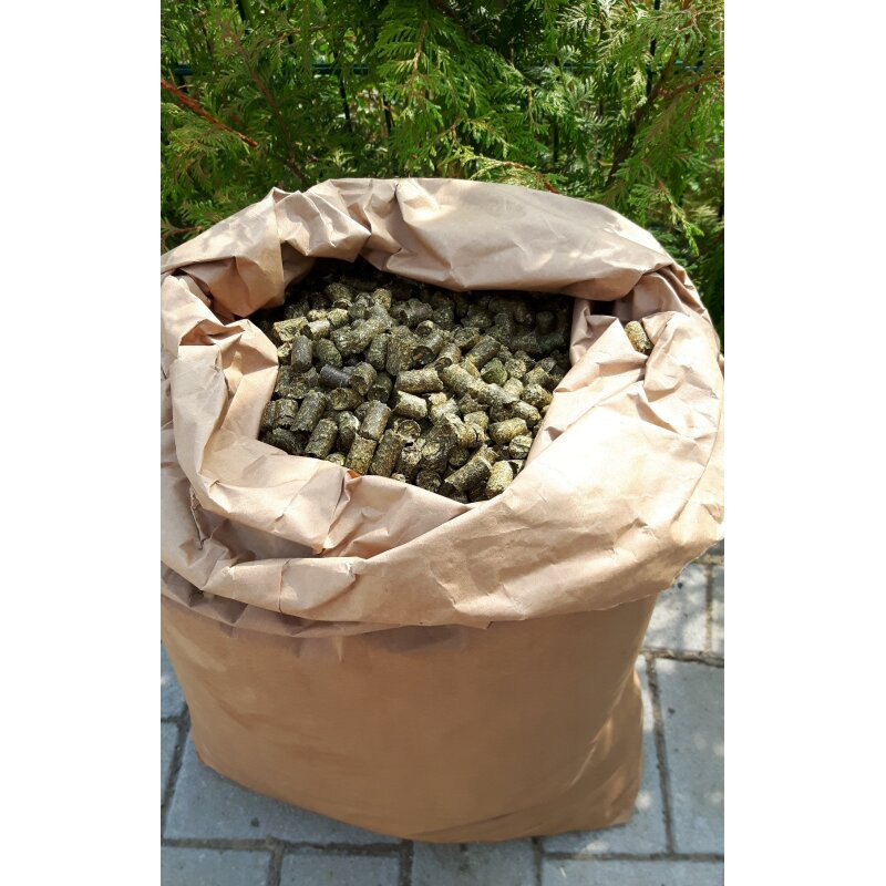 FUTTERPROBE 1 kg Wiesenheu / Luzerne / Maispellets