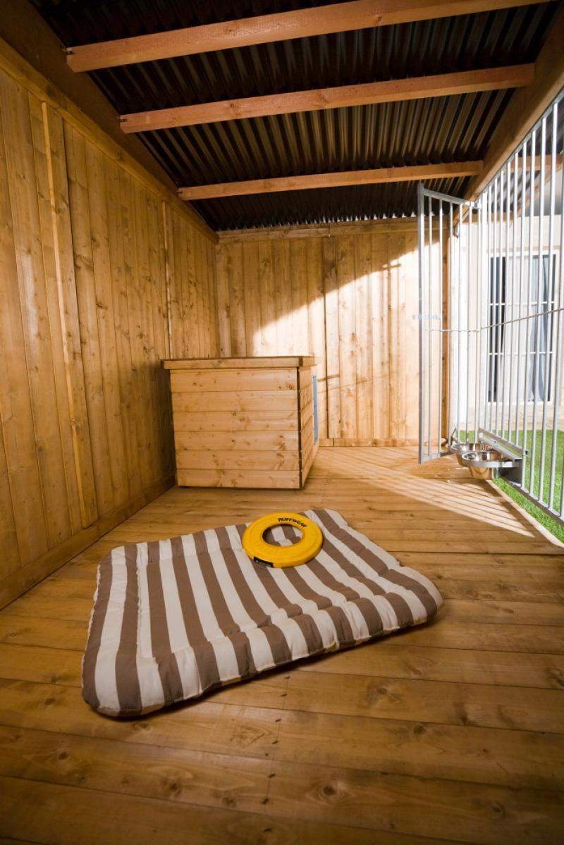 Holzboden für Hundezwinger, unbehandelt  2,0 x 2,0 m