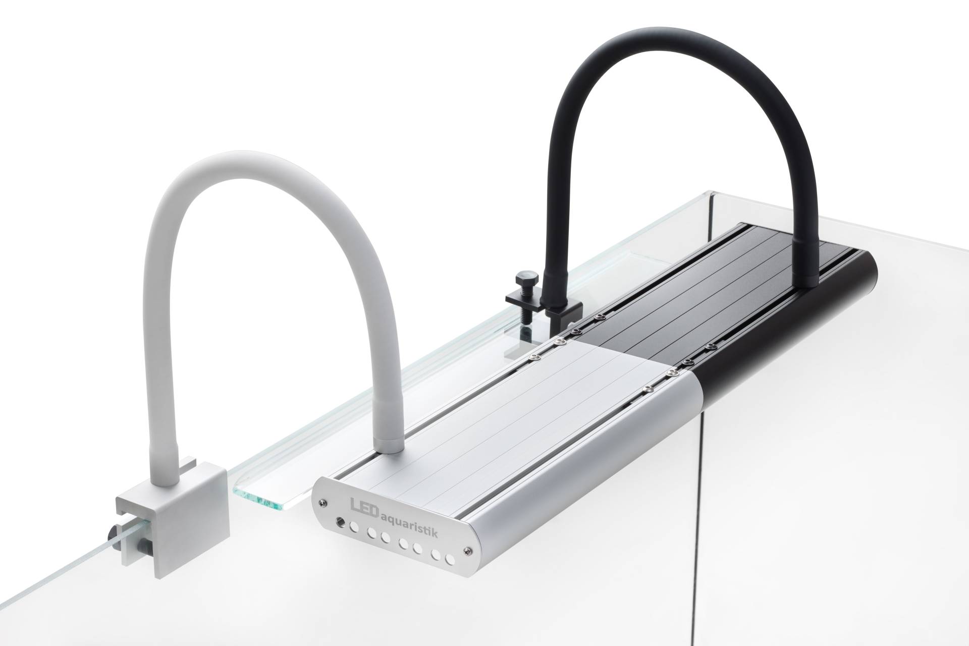 Klemmbefestigung für Lampengehäuse mit Schwanenhals""